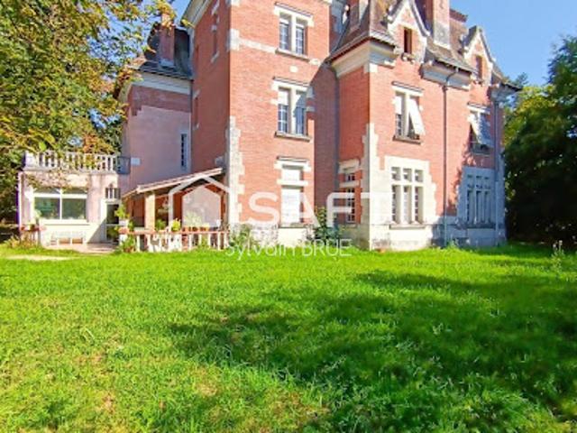 Vente Château 12 pièces 433 m2 Castelnau Montratier