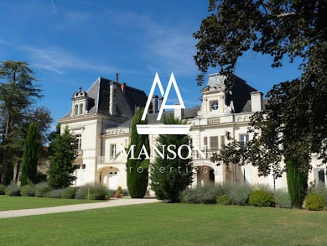 Vente Château 24 pièces 1500 m2 Cognac