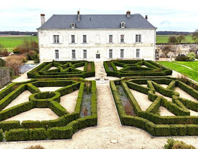Vente Château 25 pièces 873 m2 Chinon