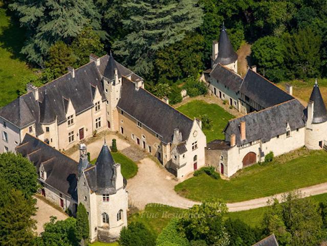 Vente Château 20 pièces 800 m2 Saumur