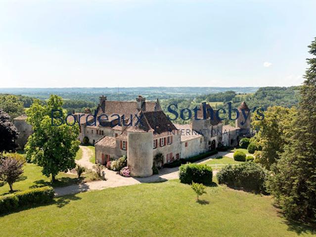Vente Château 30 pièces 800 m2 Bordeaux