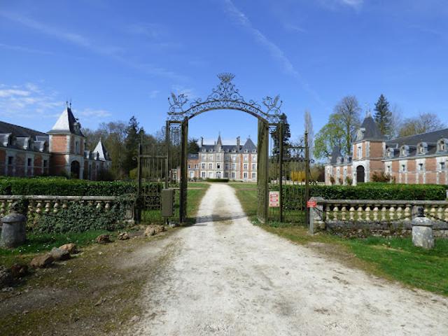 Vente Château 30 pièces 1600 m2 Lignieres