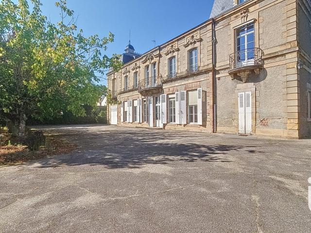 Vente Château 32 pièces 900m² Moulins
