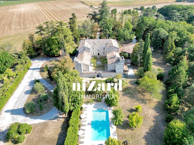 Vente Château 33 pièces 1800 m2 Agen