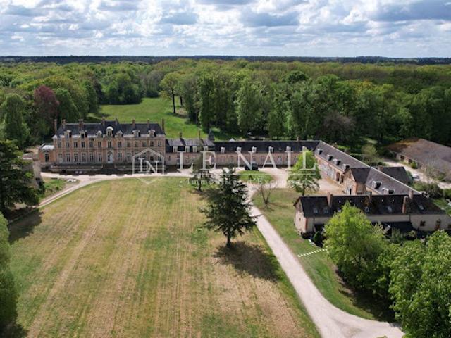 Vente Château 71 pièces 1600 m2 Orleans