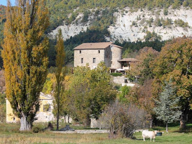 Vente Château 8 pièces 201 m2 Montbrun les Bains
