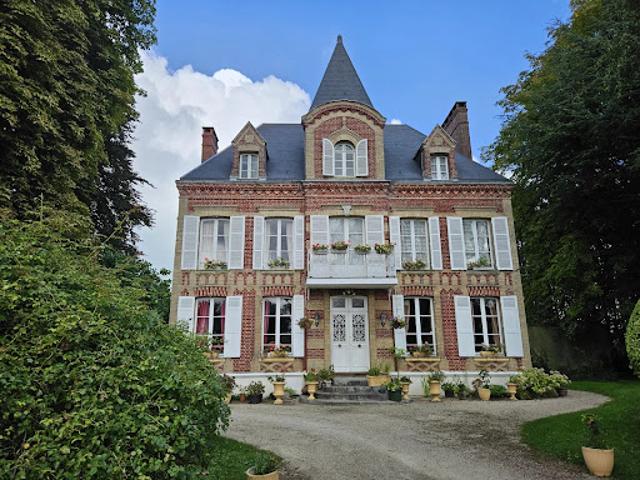 Vente Château 9 pièces 303 m2 Annebault