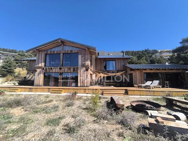 Vente Chalet 10 pièces 350 m2 Gréolières