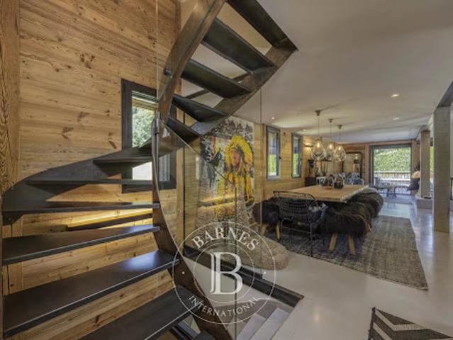 Vente Chalet 13 pièces 311.97 m2 La Clusaz