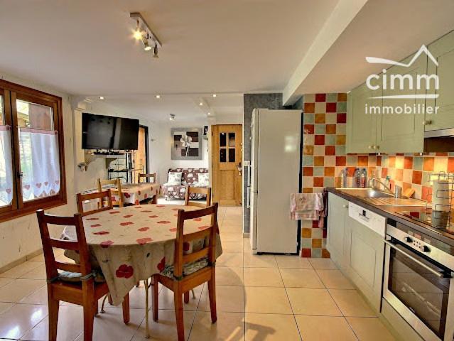 Vente Chalet 14 pièces 265.72 m2 Arâches la Frasse