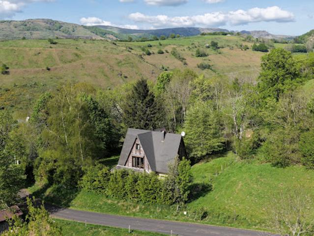 Vente Chalet 4 pièces 86 m2 Saint Projet de Salers