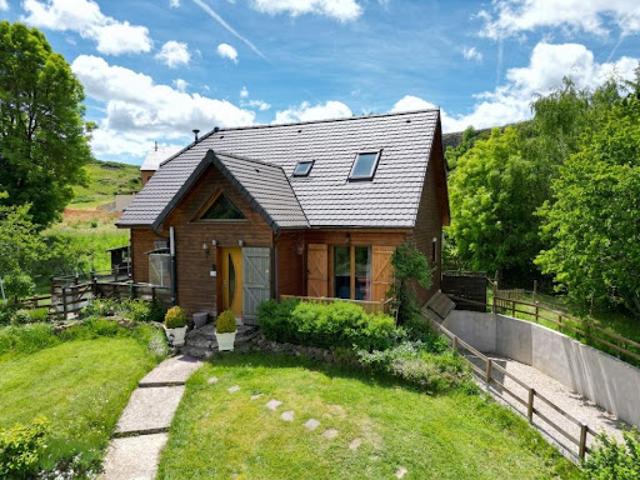 Vente Chalet 4 pièces 95 m2 Saint Urcize