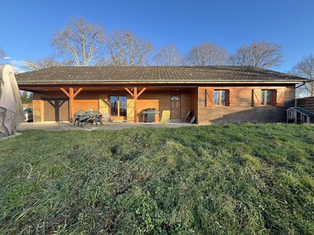 Vente Chalet 5 pièces 104 m2 Mauriac