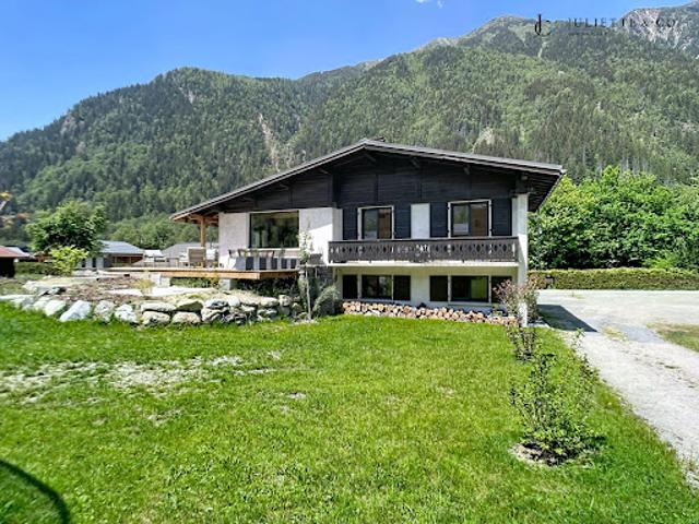 Vente Chalet 5 pièces 152.37 m2 Chamonix Mont Blanc