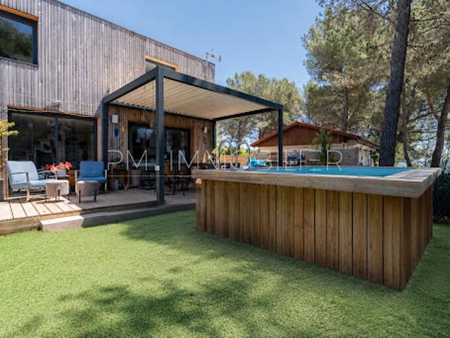 Vente Chalet 5 pièces 80 m2 Le Castellet