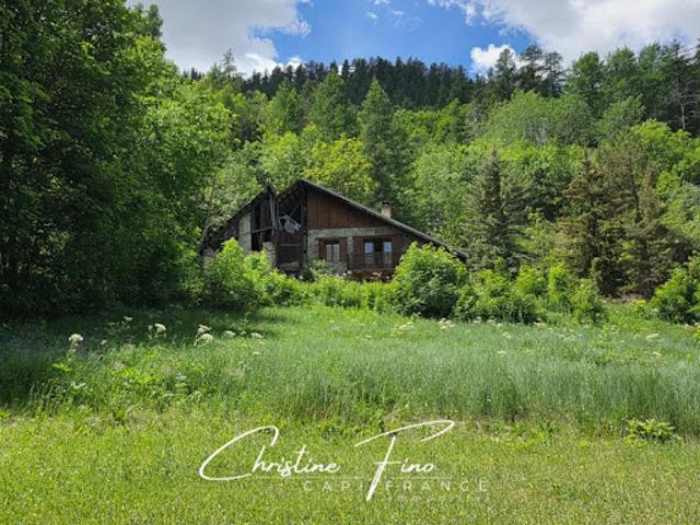 Vente Chalet 6 pièces 108 m2 Saint Chaffrey