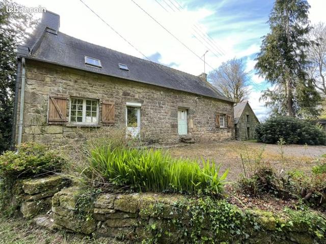 Vente | Corps de ferme | 6p | 2ch | 150 m² | Glomel