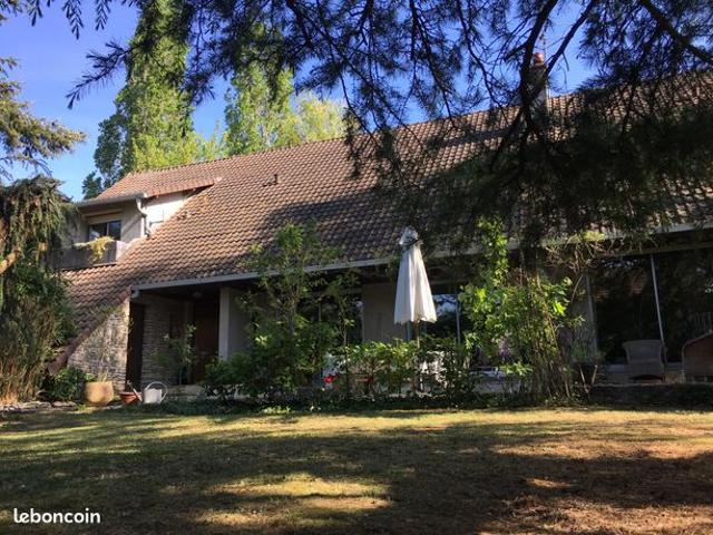Vente | Demeure | 10p | 7ch | 327 m² | Mennecy | Expo Sud | Terrasse · Balcon