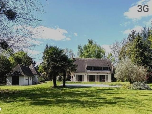 Vente | Demeure | 6p | 4ch | 170 m² | Pont l'Évêque | Expo Est/Nord/Ouest/Sud | Terrasse · Jardin · Piscine