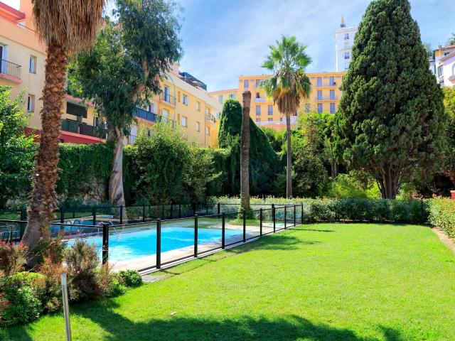 Vente dernier étage 2 Pièce s 35m² Menton