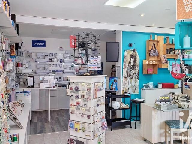 Vente Divers Commerces 129 m²