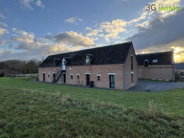Ancien presbytère de caractère – 506 m² – 11 logements – 7 560 m² de terrain dont 5 336 m² constructibles