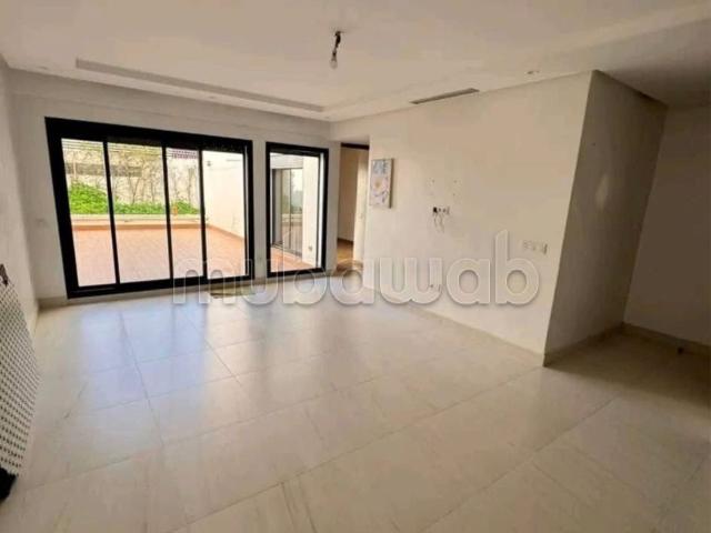 Vente d'un bel appartement à Palmier. Superficie 88 m². Avec garage et ascenseur