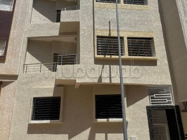 Vente d'un bel appartement à Quartier Oued Fes. 2 grandes pièces. Grande terrasse