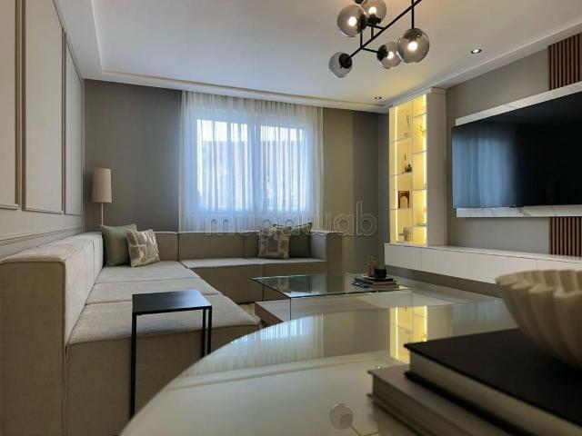 Vente d'un bel appartement à Tanja Balia. 3 belles chambres. Bien meublé