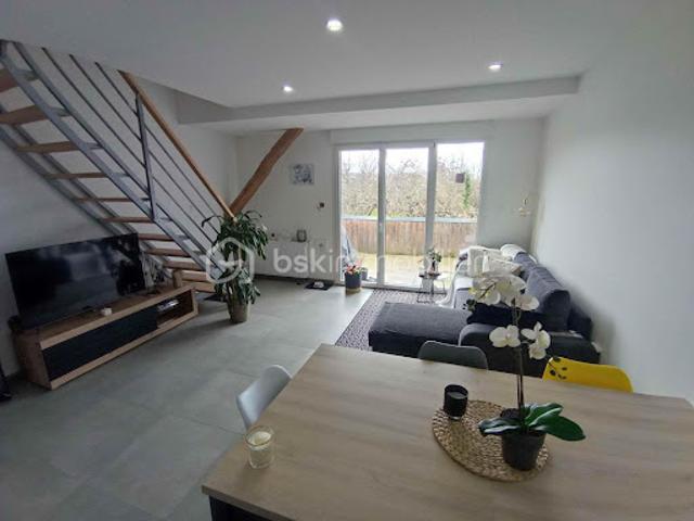 Vente Duplex 3 pièces 62 m2 Ecole Valentin