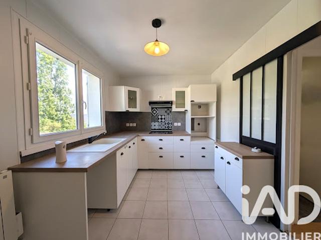 Vente Duplex 3 pièces 82 m2 Saint Thibault des Vignes