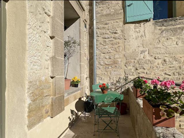 Vente Duplex 3 pièces 84 m2 Uzès