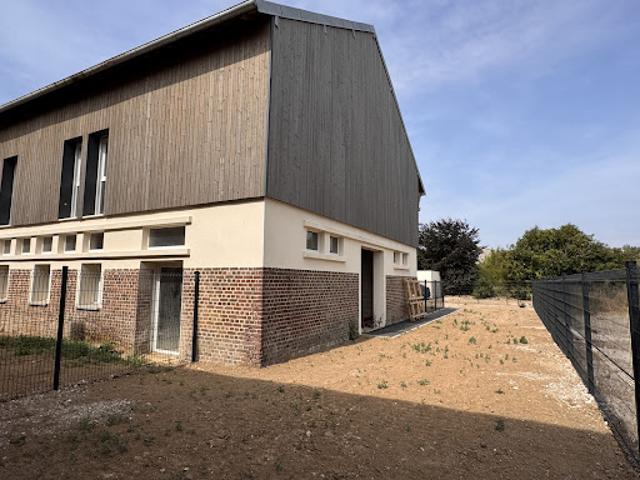 Vente Duplex 1 pièce 190 m2 Oresmaux