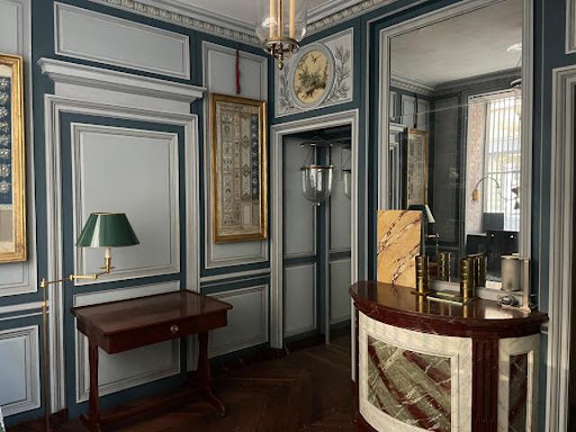 Vente Duplex 2 pièces 21.99 m2 Paris 7ème