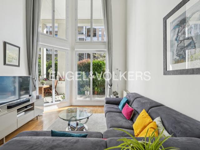 Vente Duplex 4 pièces 100 m2 Courbevoie