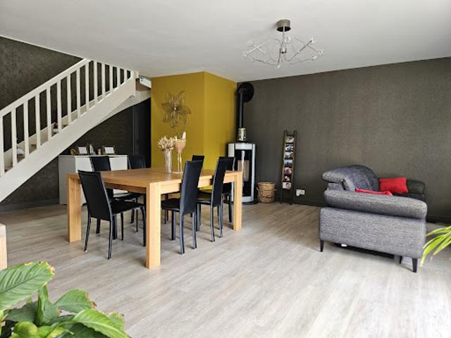 Vente Duplex 4 pièces 103.51 m2 Fougeres