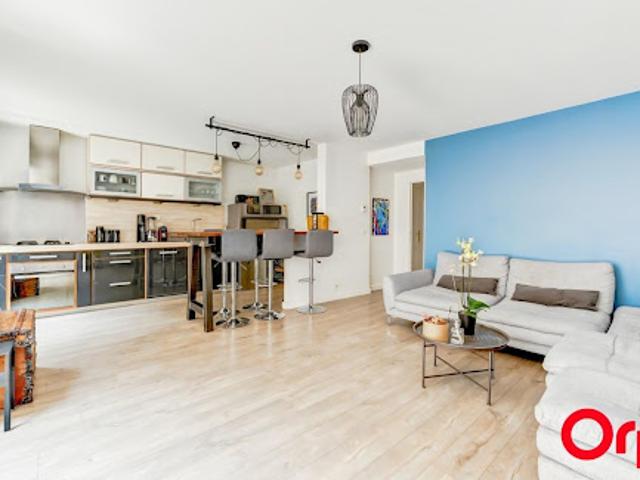 Vente Duplex 4 pièces 115 m2 Lyon 8ème