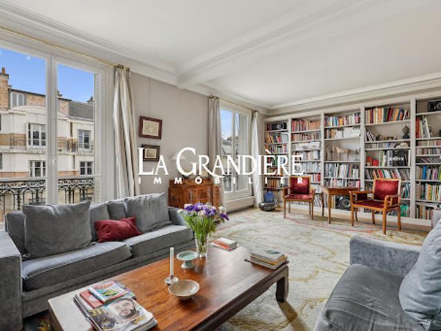 Vente Duplex 4 pièces 157 m2 Paris 16ème