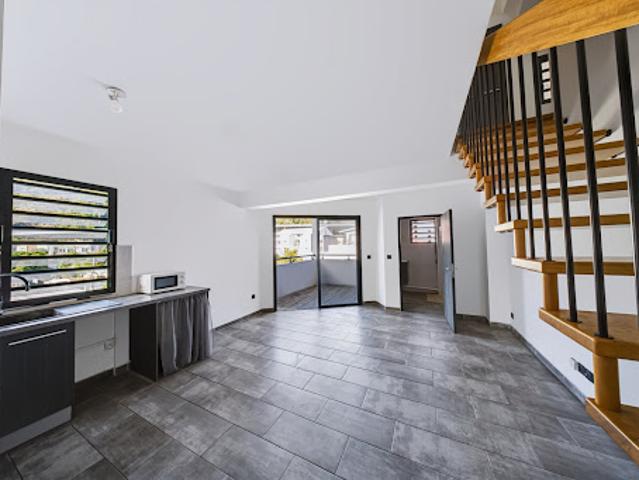 Vente Duplex 4 pièces 80.17 m2 Saint paul