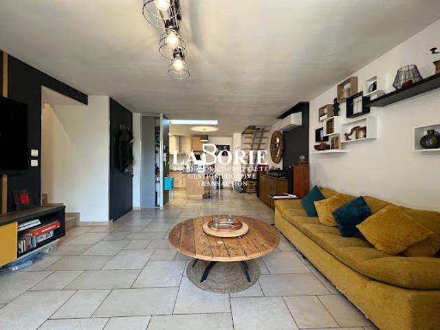 Vente Duplex 4 pièces 87.7 m2 Bagnols sur ceze