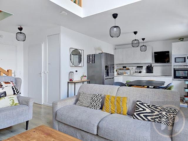 Vente Duplex 4 pièces 94.8 m2 Poissy