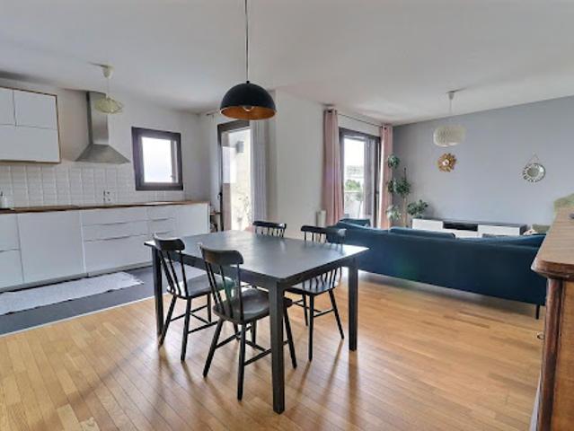 Vente Duplex 4 pièces 95 m2 Pantin