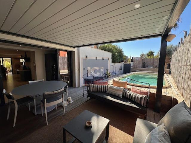 Vente Duplex 5 pièces 103 m2 Grimaud