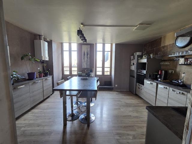 Vente Duplex 5 pièces 107 m2 Aurillac