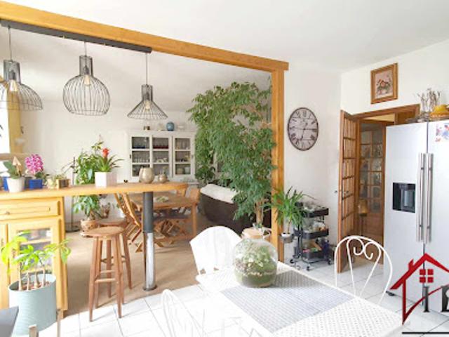 Vente Duplex 5 pièces 175 m2 Oyonnax