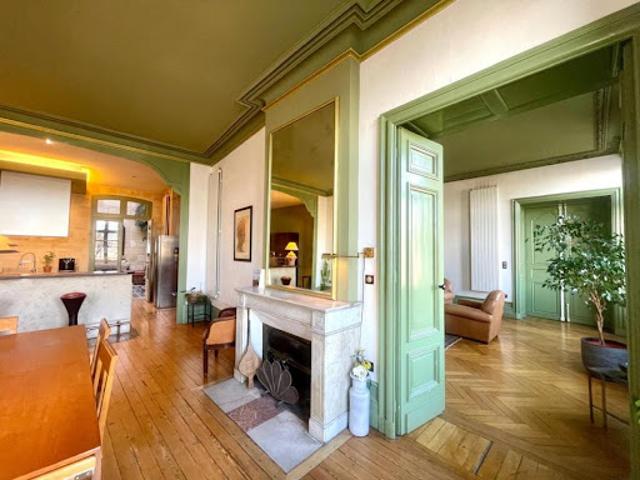 Vente Duplex 5 pièces 392 m2 Bordeaux