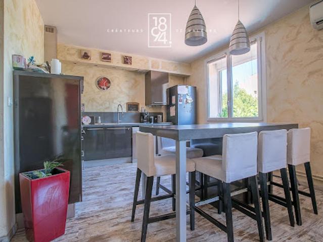 Vente Duplex 5 pièces 98.86 m2 Marseille 5ème