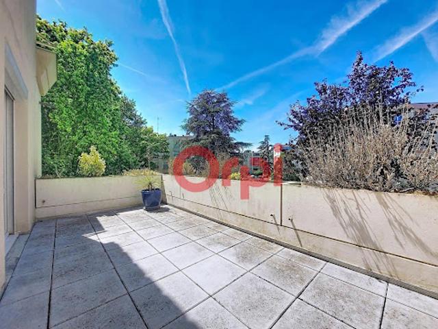 Vente Duplex 5 pièces 99 m2 Yerres