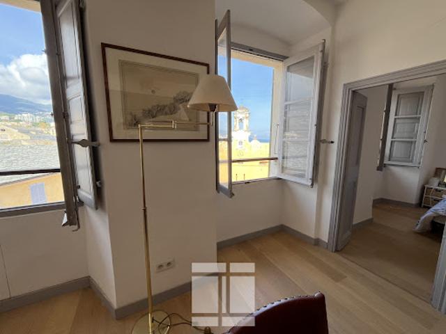 Vente Duplex 6 pièces 170 m2 Bastia