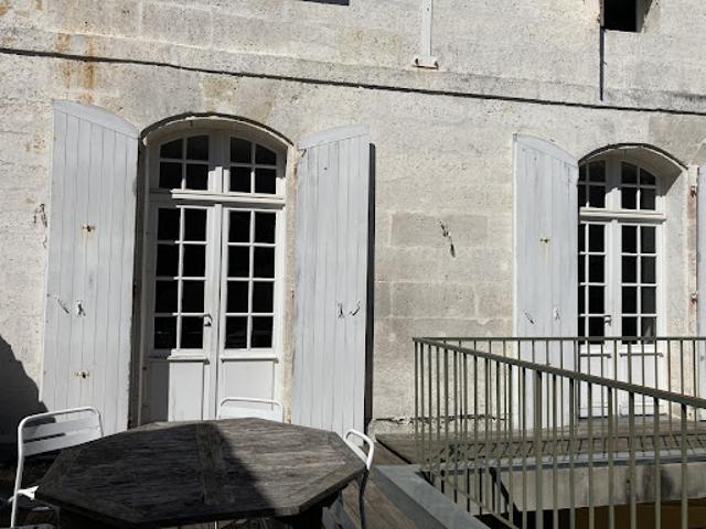 Vente Duplex 9 pièces 260 m2 Angouleme
